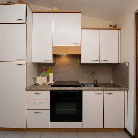 Apartment Ai Colli *